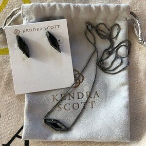 Kendra Scott Beth and Belinda Hematite Set